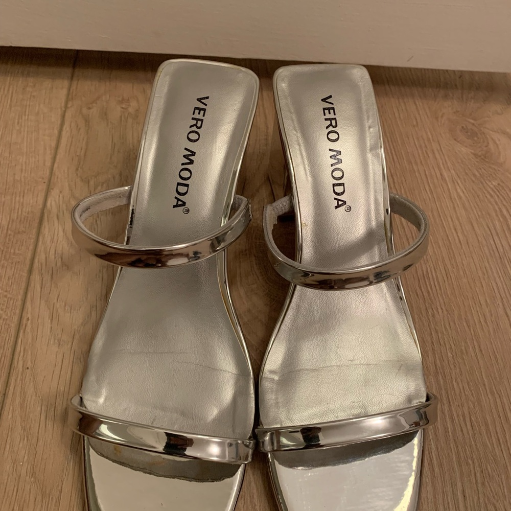 Vero Moda Metallic Silver Sandals